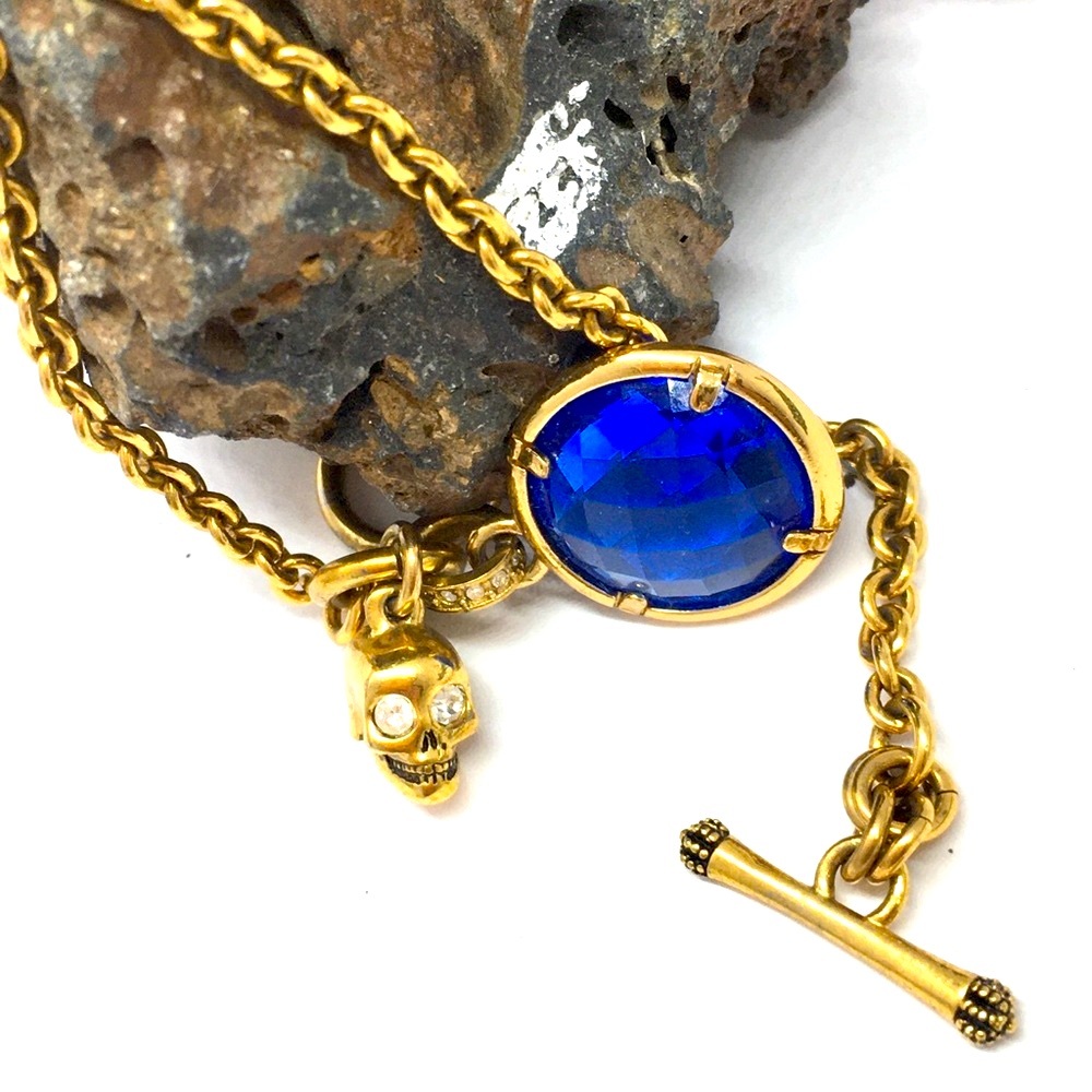 Juicy couture skull charm,blue Swarovski bracelet. Juicy couture hollowed